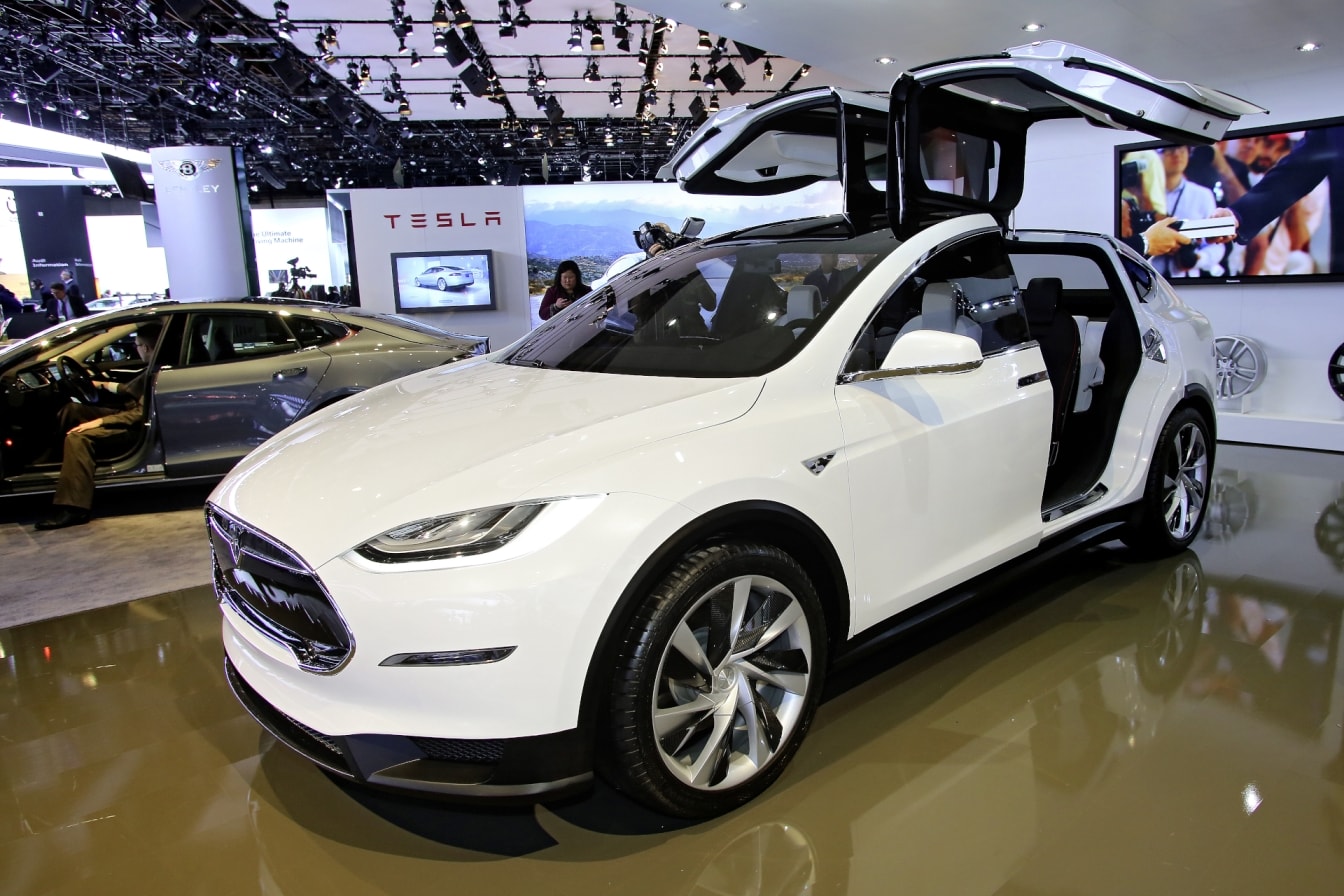 Tesla X ou l’autre Face de la voiture électrique